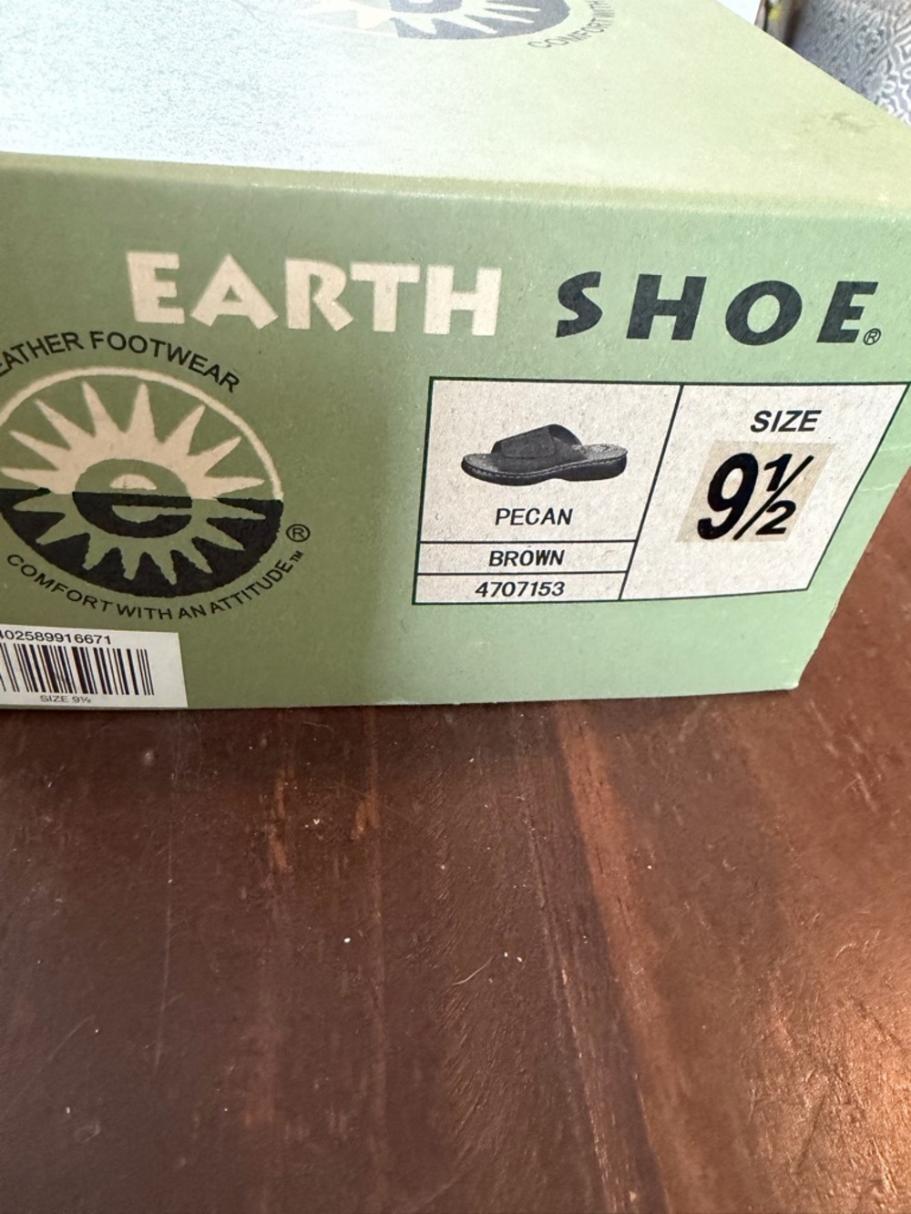 Earth Shoe Pecan Brown Leather Slide Sandals - 9.5W - Picture 9 of 11